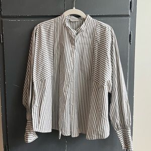 Oversized Raglan Shirt. Cotton poplin blue and white strip